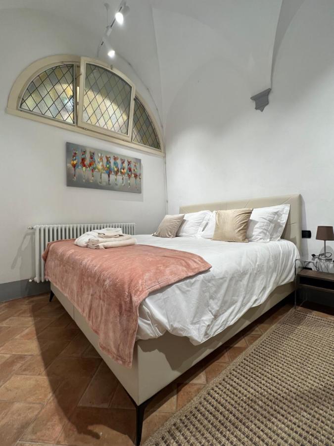 Unique And Antique Apartment Florence Exterior photo